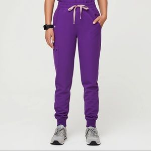 Figs Zamora High Waisted Petite Joggers M Purple